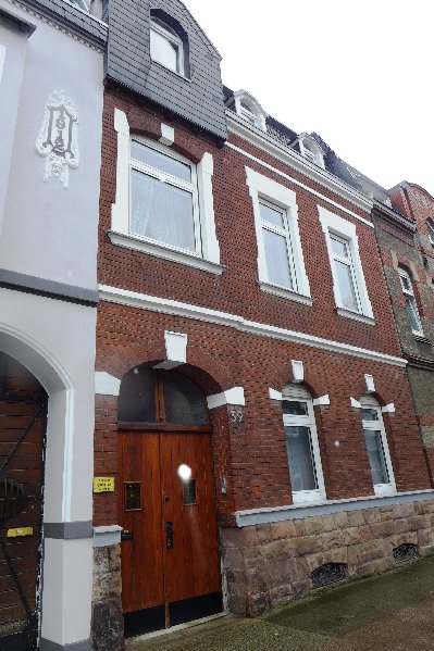 soeben verkauft 7.6.2013 Vielseitig nutzbares Einfamilienhaus mit Atelier/ Werkstatt Neuss – Nord