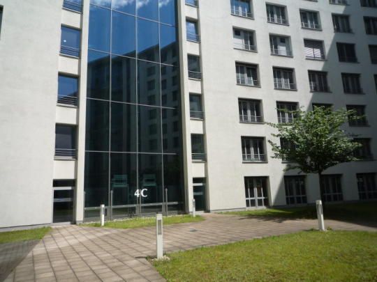 Büro mit 500 qm in Neuss zur Miete