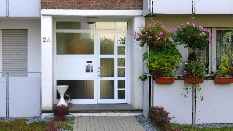 Kapitalanlage keine Käuferprovision für vermietete Singlewohnung  von Neuss – Reuschenberg.