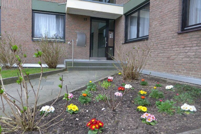 VERKAUFT!!!!!! Geräumige 3-Zimmer Gartenwohnung im Neusser-Süden!