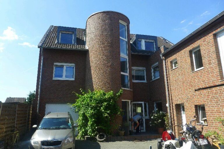Neuss Holzheim- raffinierte hübsche 2 Zimmerwohnung mit viel Platz!