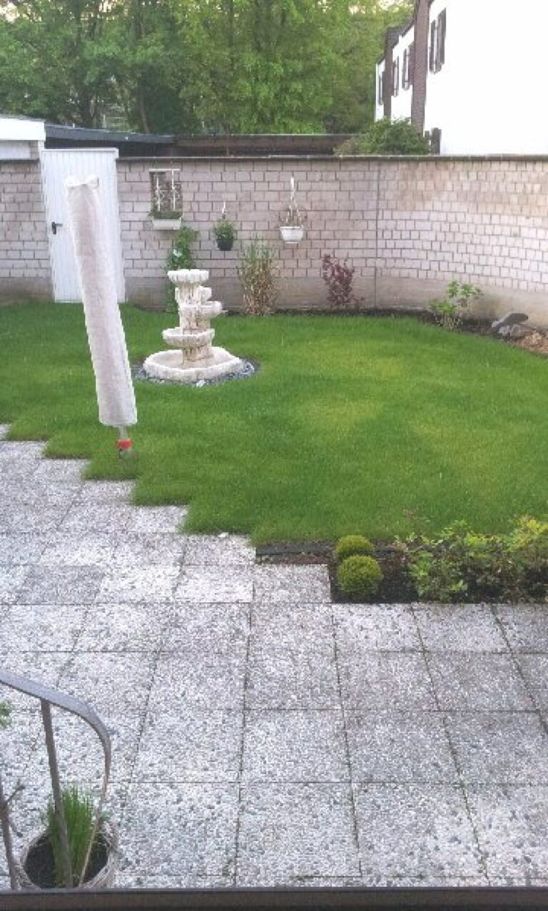 Neuss – Furth, 3-Zimmerwohnung im Erdgeschoss mit Garten und Garage!