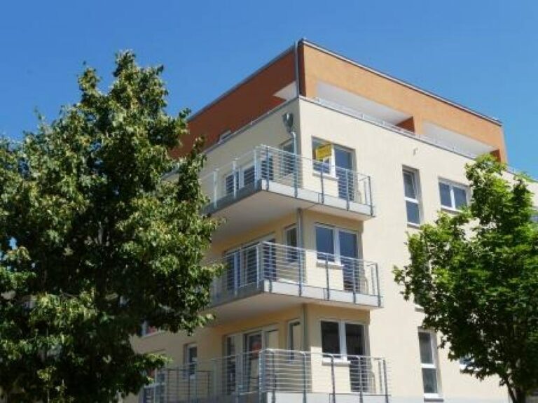 Neuss-Meertal  Penthouse mit großer Dachterrasse für den perfekten Sonnentag!