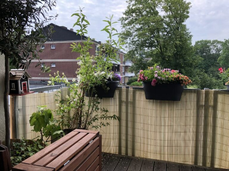 Neuss – fast neu! Barrierefreie 3 Zimmerwohnung im Niedrigenergiehaus!