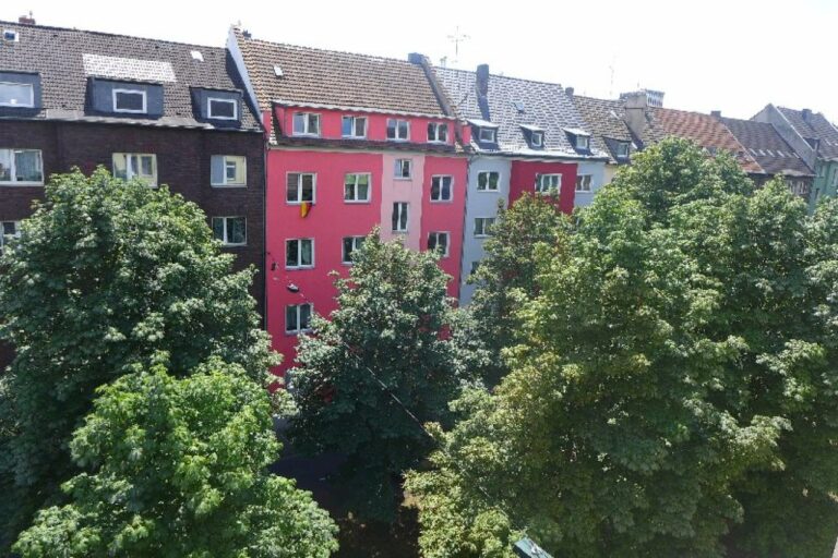 Düsseldorf – 2 Zimmerwohnung Nähe Uni und Hauptbahnhof, modern und teilsaniert!