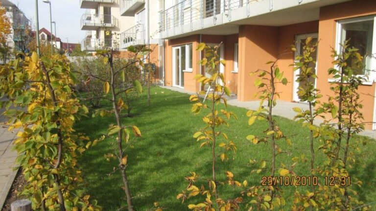 Neuss – im beliebten Meertal, gepflegte 3 Zimmer Gartenwohnung, stufenlos erreichbar!