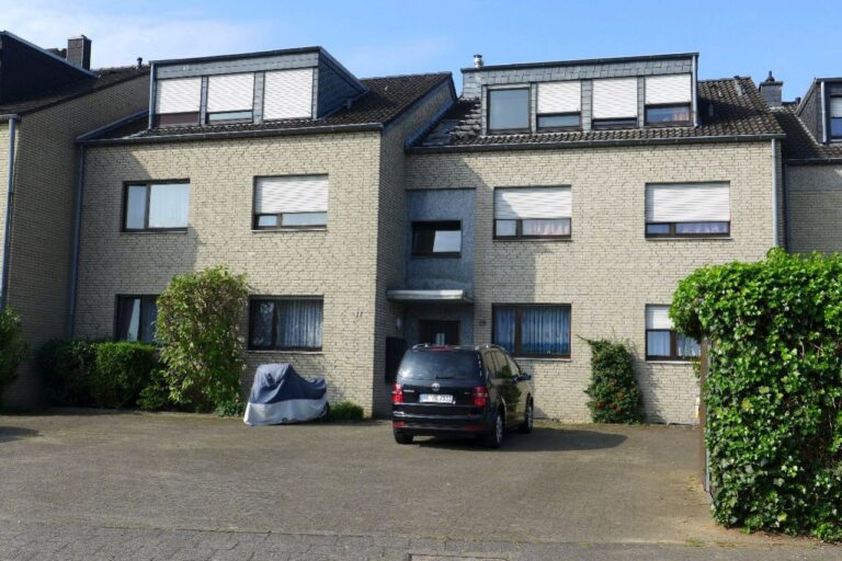 Neuss Holzheim – helle, frisch sanierte 3 Zimmerwohnung, kurzfristig frei!