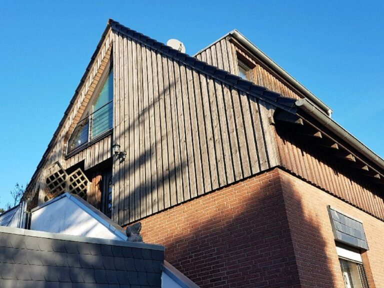 Neuss – Hoisten! Großzügige, gemütliche Maisonette-Wohnung für max. 3 Personen!