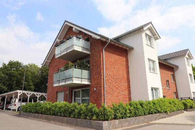 Neuss Selikum – modern ausgestattete 4 Zimmerwohnung im Niedrigenergiesektor! Einfach schön!