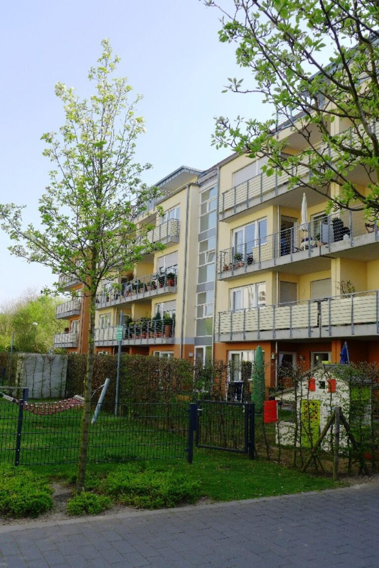 Neuss-Meertal  Schmucke 3 Zimmer-Etagenwohnung im Niedrigenergiesektor!