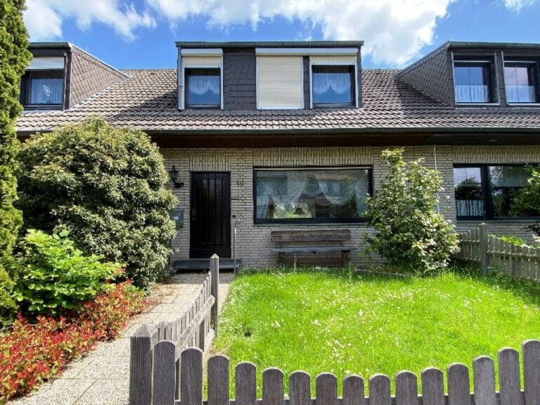 Neuss -Grefrath, ein neues gemütliches Zuhause für Ihre Familie! Provisionsfrei für Käufer!