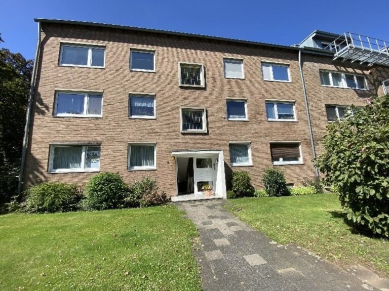 Neuss, raffinierte Maisonettewohnung mit Balkon und Gemeinschaftsgarten!