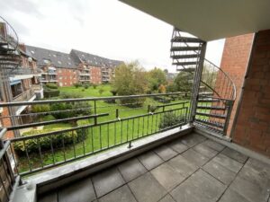 Loggia mit Grünblick
