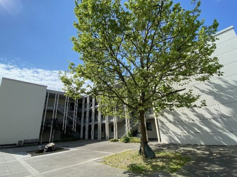 Neuss – Barrierefreie 3 Zimmerwohnung im Niedrigenergiehaus für max. 3 Personen!